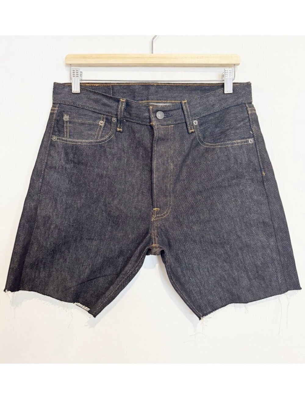 Levis 501 Cutoff Bermuda Shorts 31 Tom Boy 100% Cotton DIY Boho Casual Jorts Raw